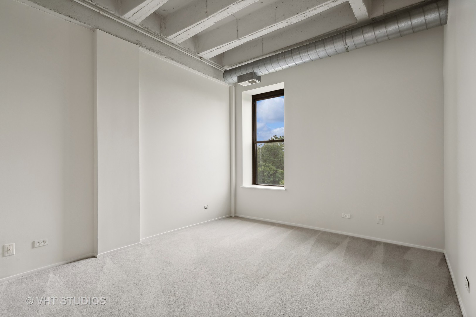 811 S LYTLE Street Unit: 407