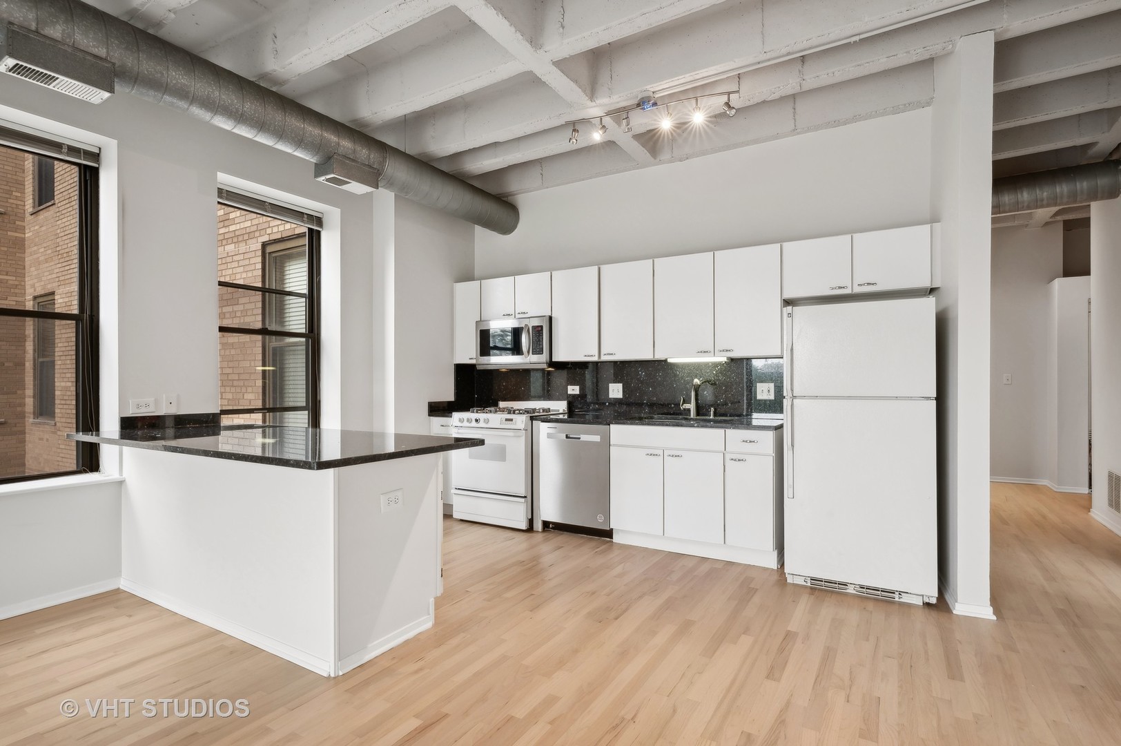 811 S LYTLE Street Unit: 407
