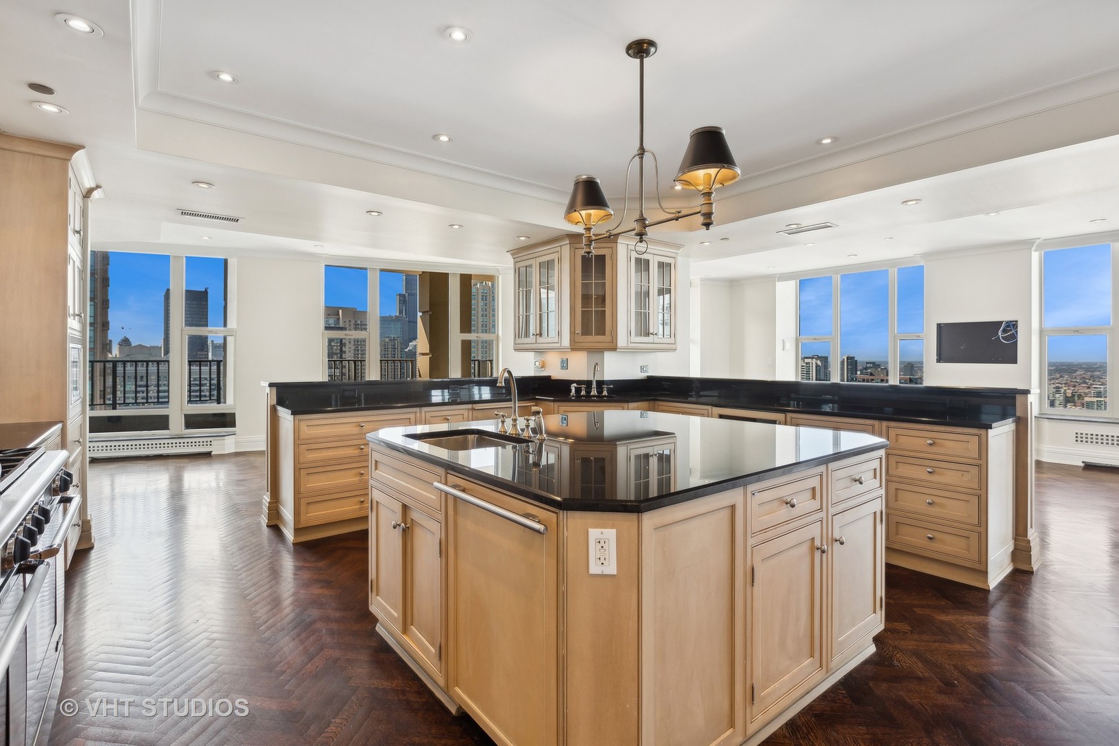 25 E Superior Street Unit: 4401