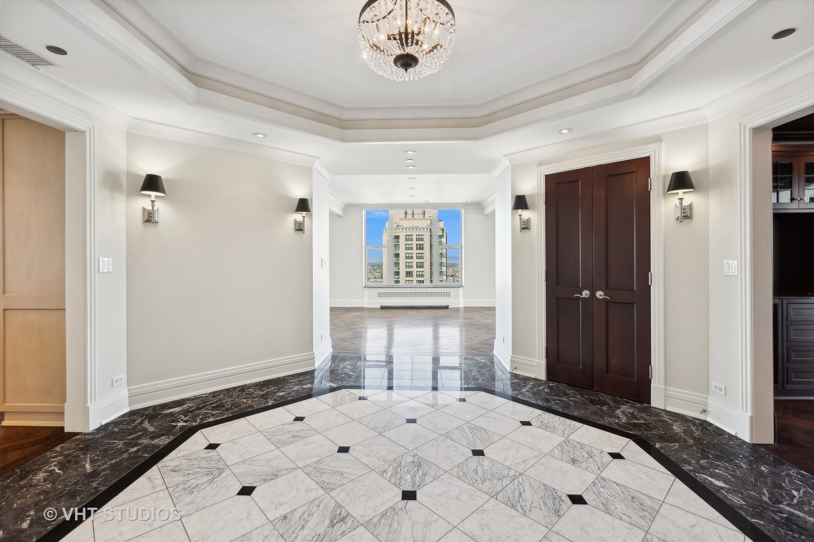 25 E Superior Street Unit: 4401