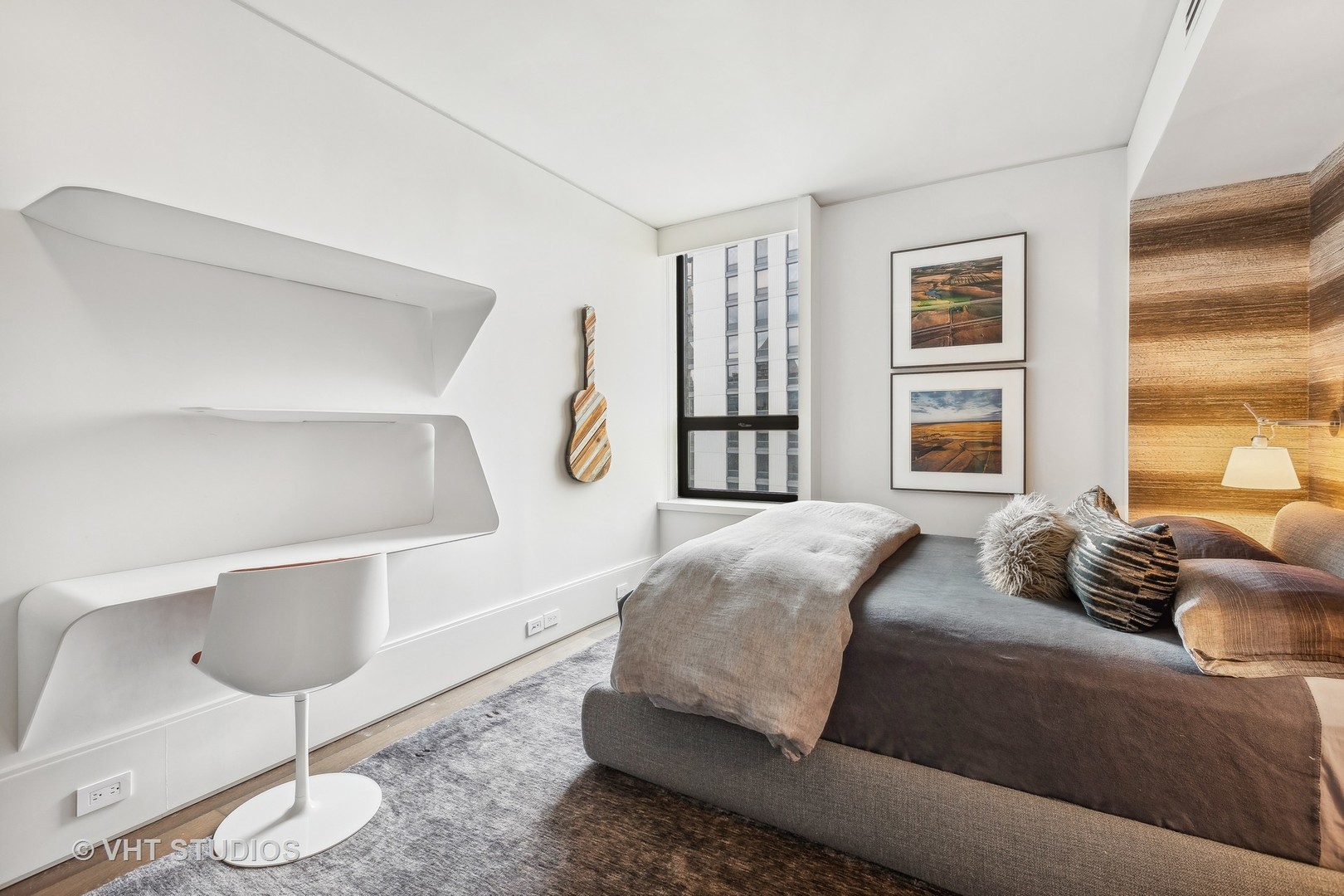 1040 N LAKE SHORE Drive Unit: 26D