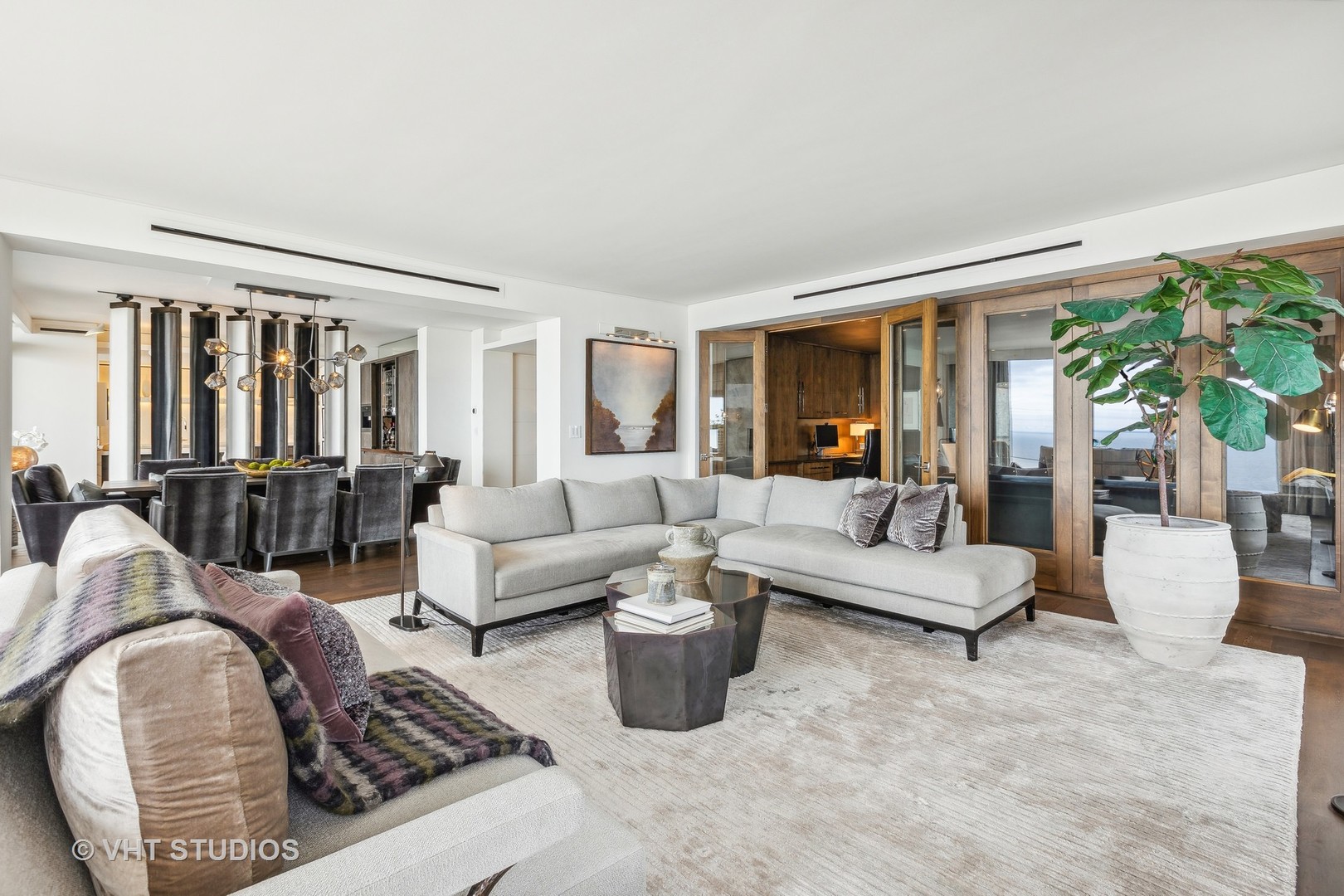 1040 N LAKE SHORE Drive Unit: 26D