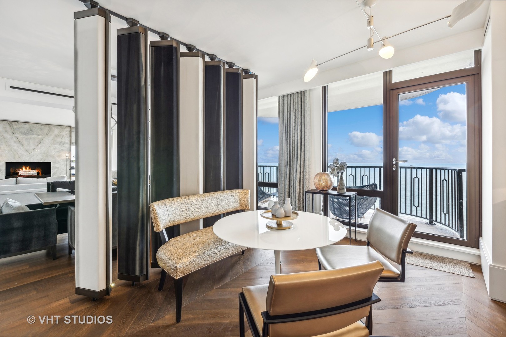 1040 N LAKE SHORE Drive Unit: 26D