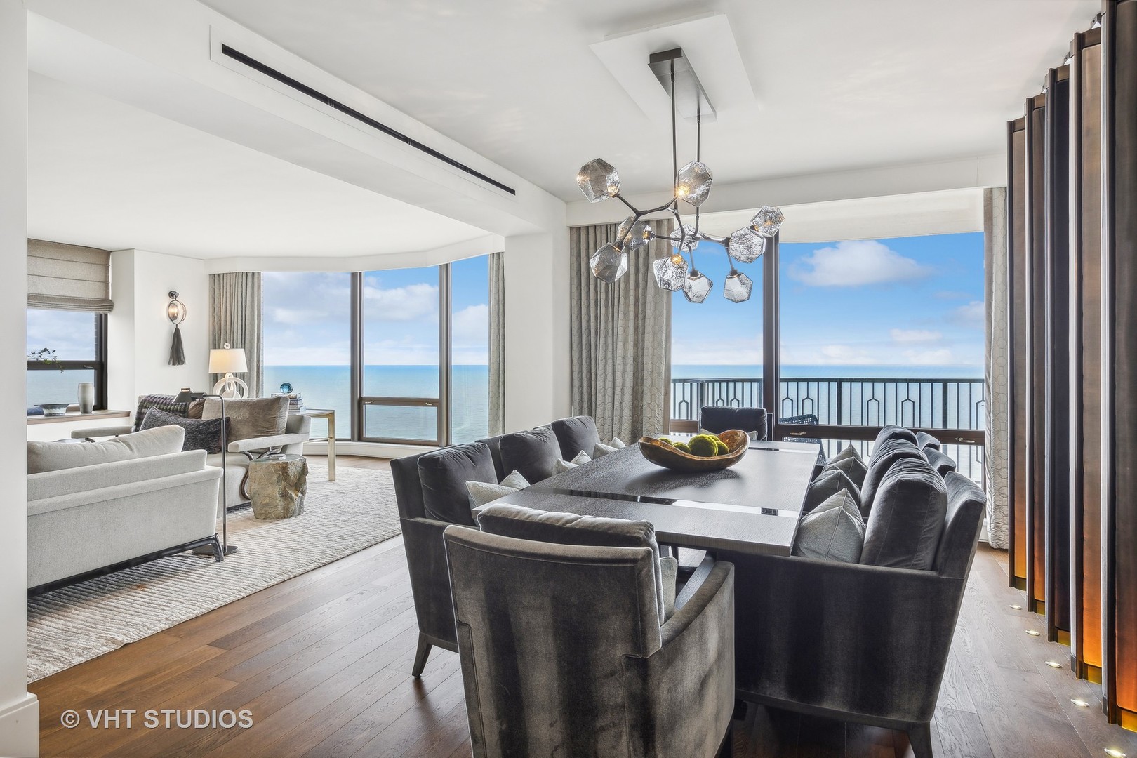 1040 N LAKE SHORE Drive Unit: 26D