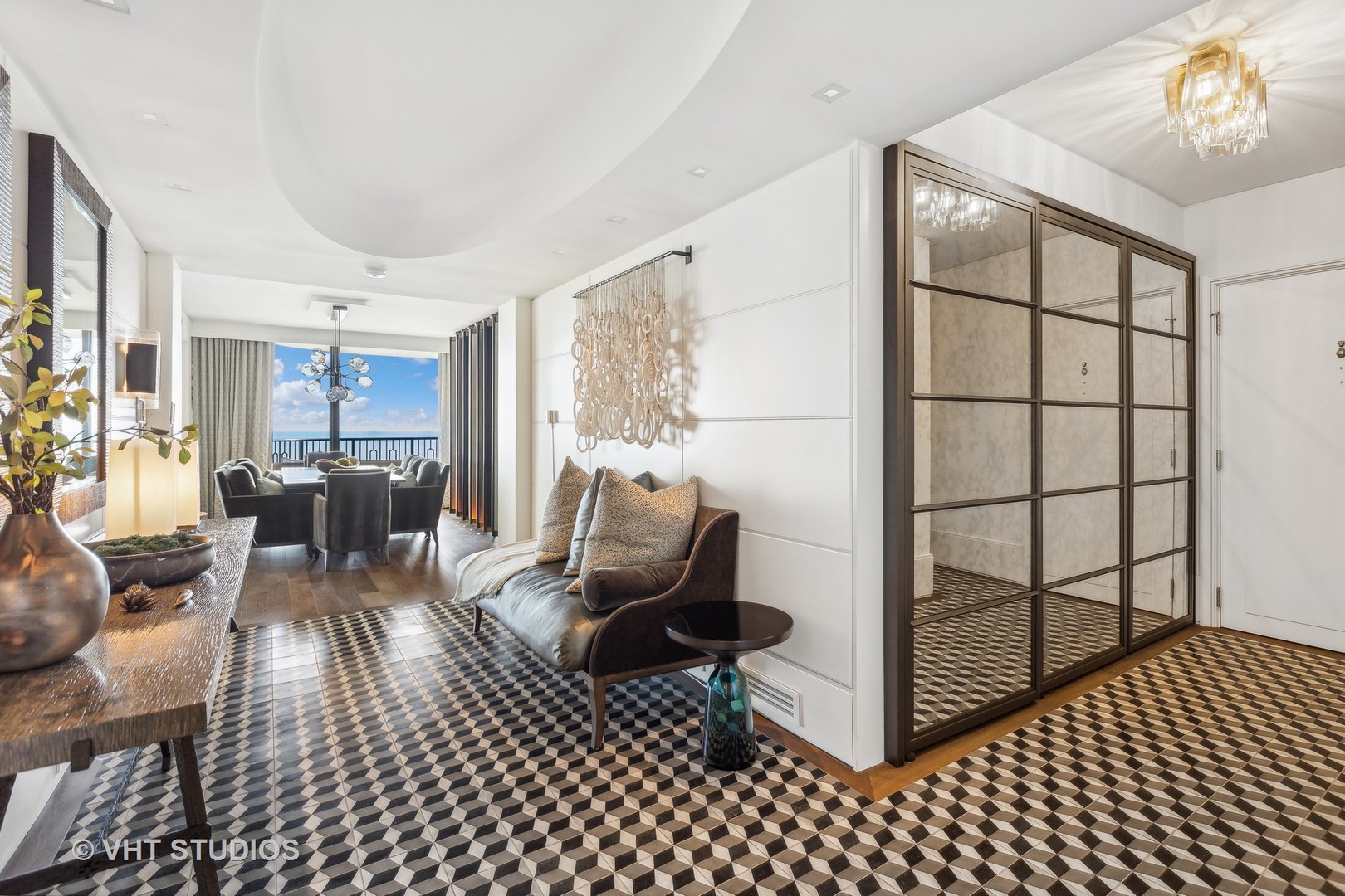 1040 N LAKE SHORE Drive Unit: 26D