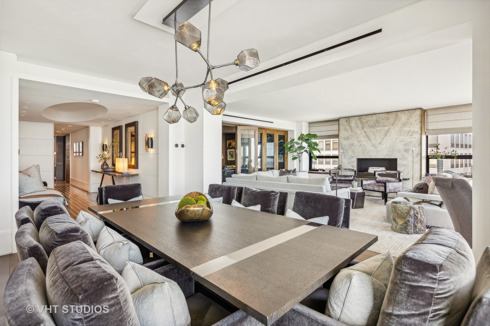 1040 N LAKE SHORE Drive Unit: 26D