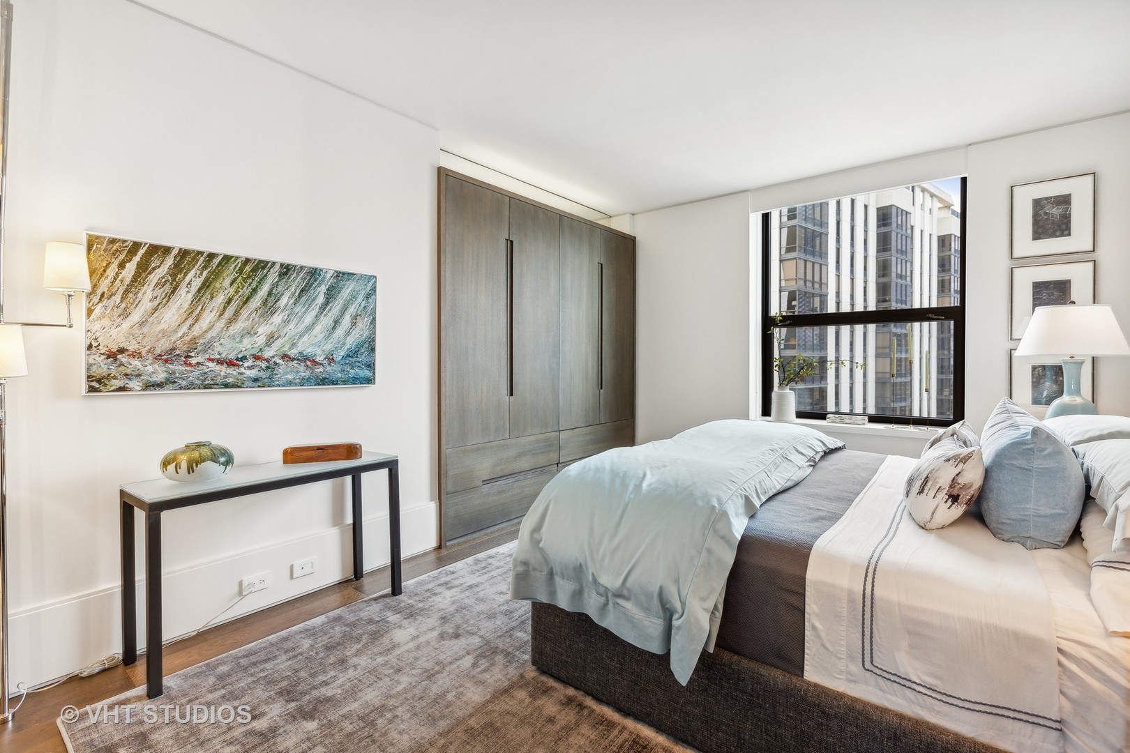 1040 N LAKE SHORE Drive Unit: 26D