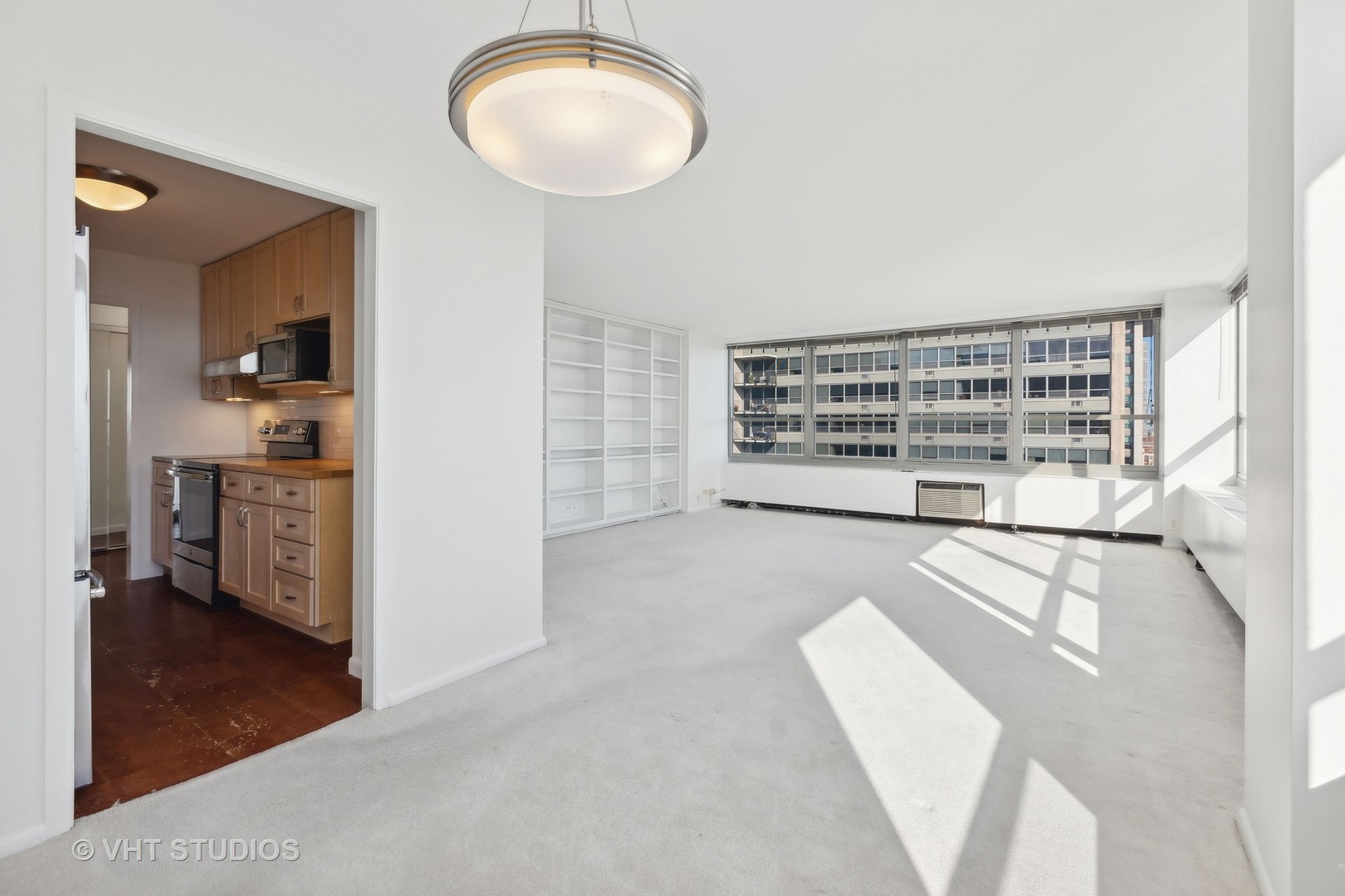 3550 N Lake Shore Drive Unit: 2501
