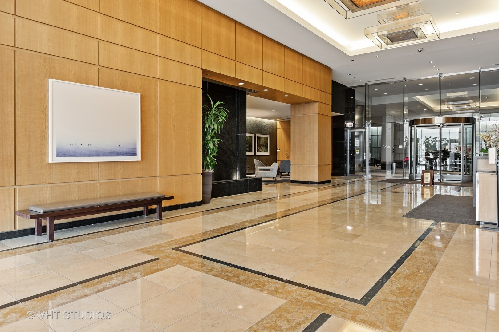 600 N Lake Shore Drive Unit: 2001