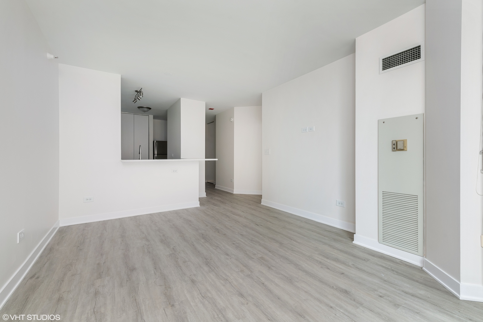 222 N COLUMBUS Drive Unit: 705