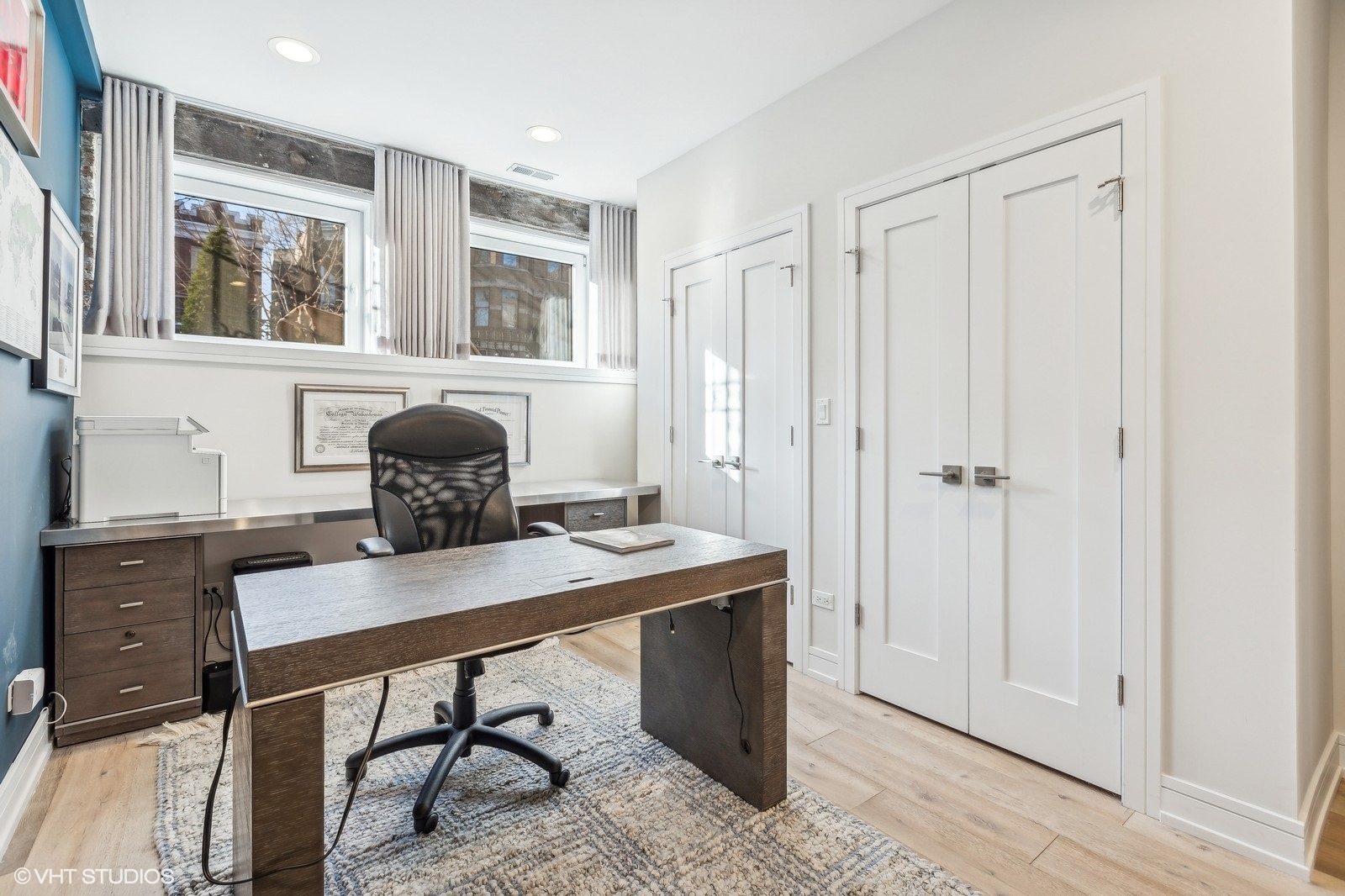 915 N HOYNE Avenue Unit: 2