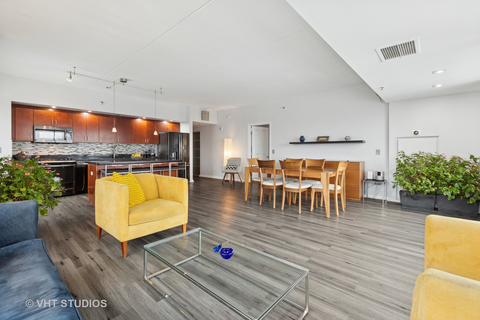 4848 N SHERIDAN Road Unit: 410