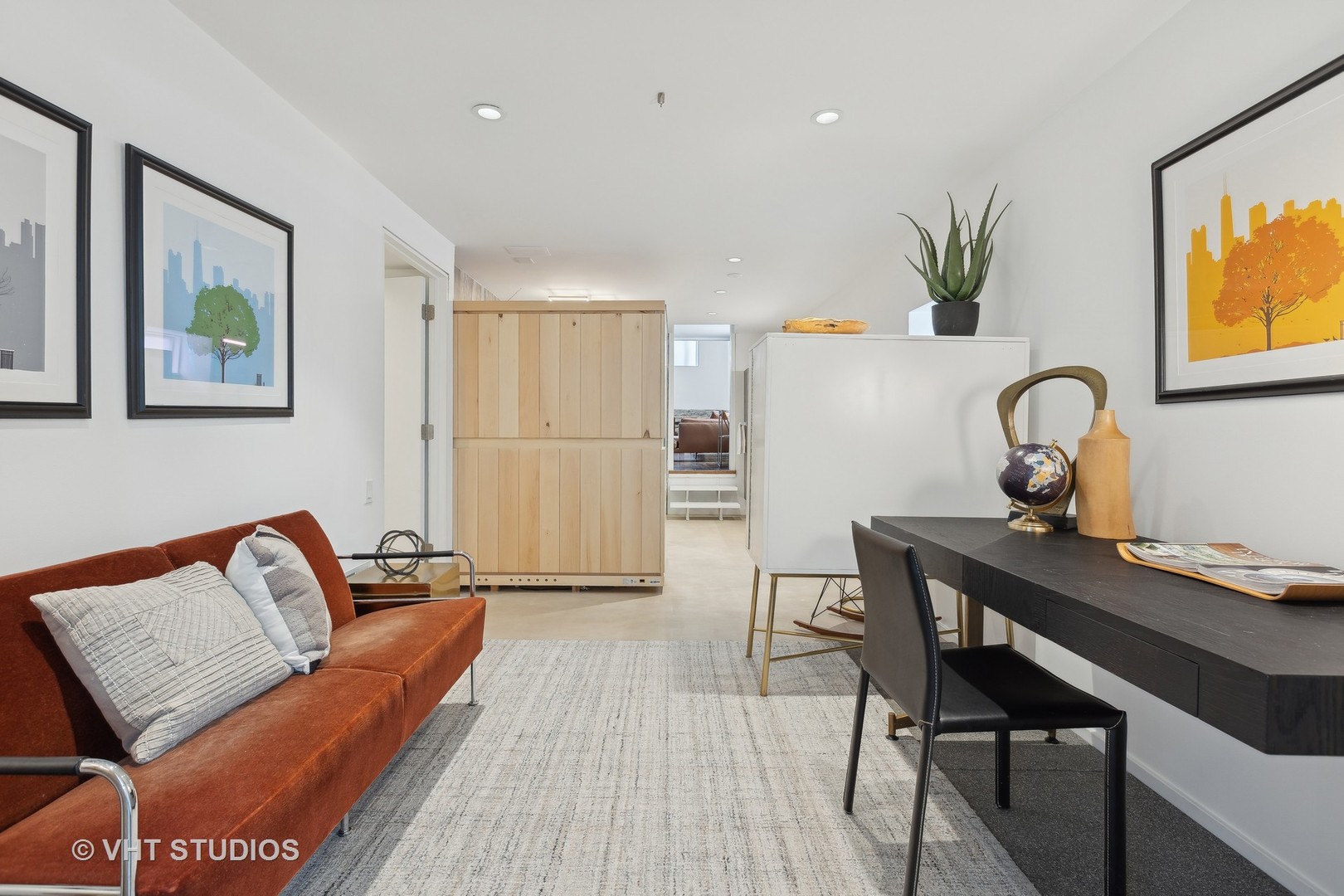 1900 N Mohawk Street