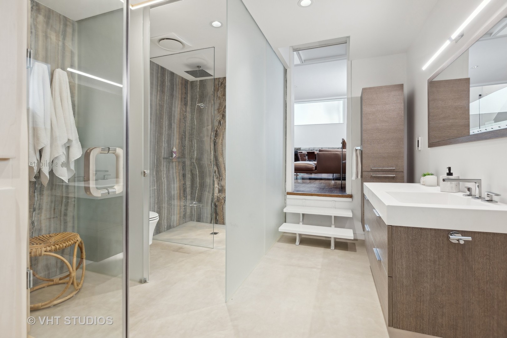 1900 N Mohawk Street