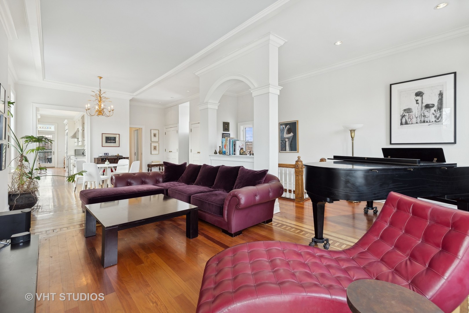 1900 N Mohawk Street