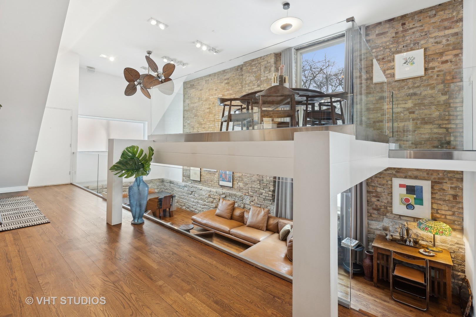 1900 N Mohawk Street