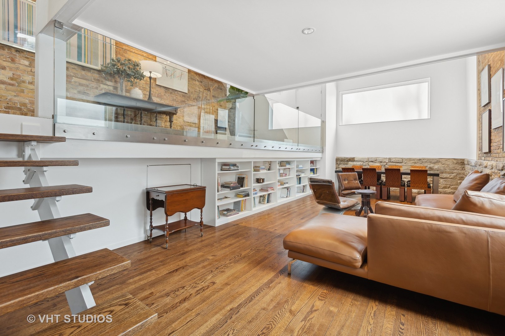 1900 N Mohawk Street