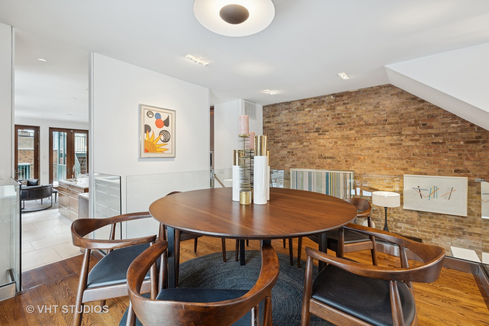 1900 N Mohawk Street