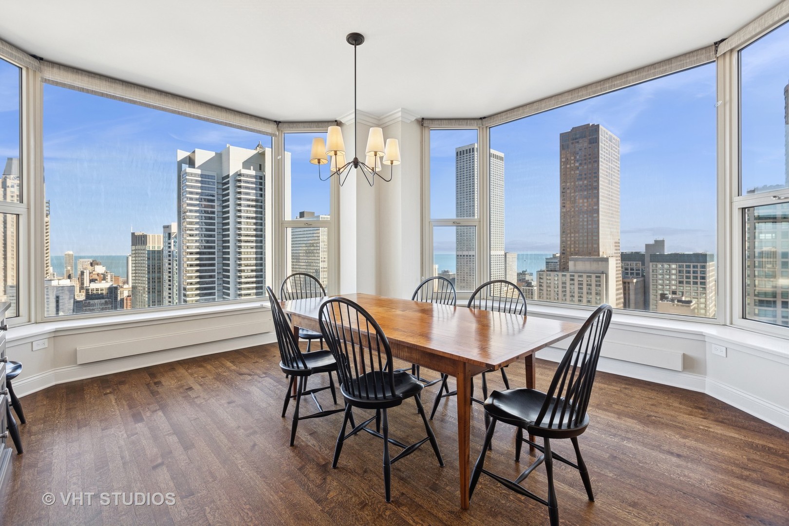 25 E Superior Street Unit: 4203