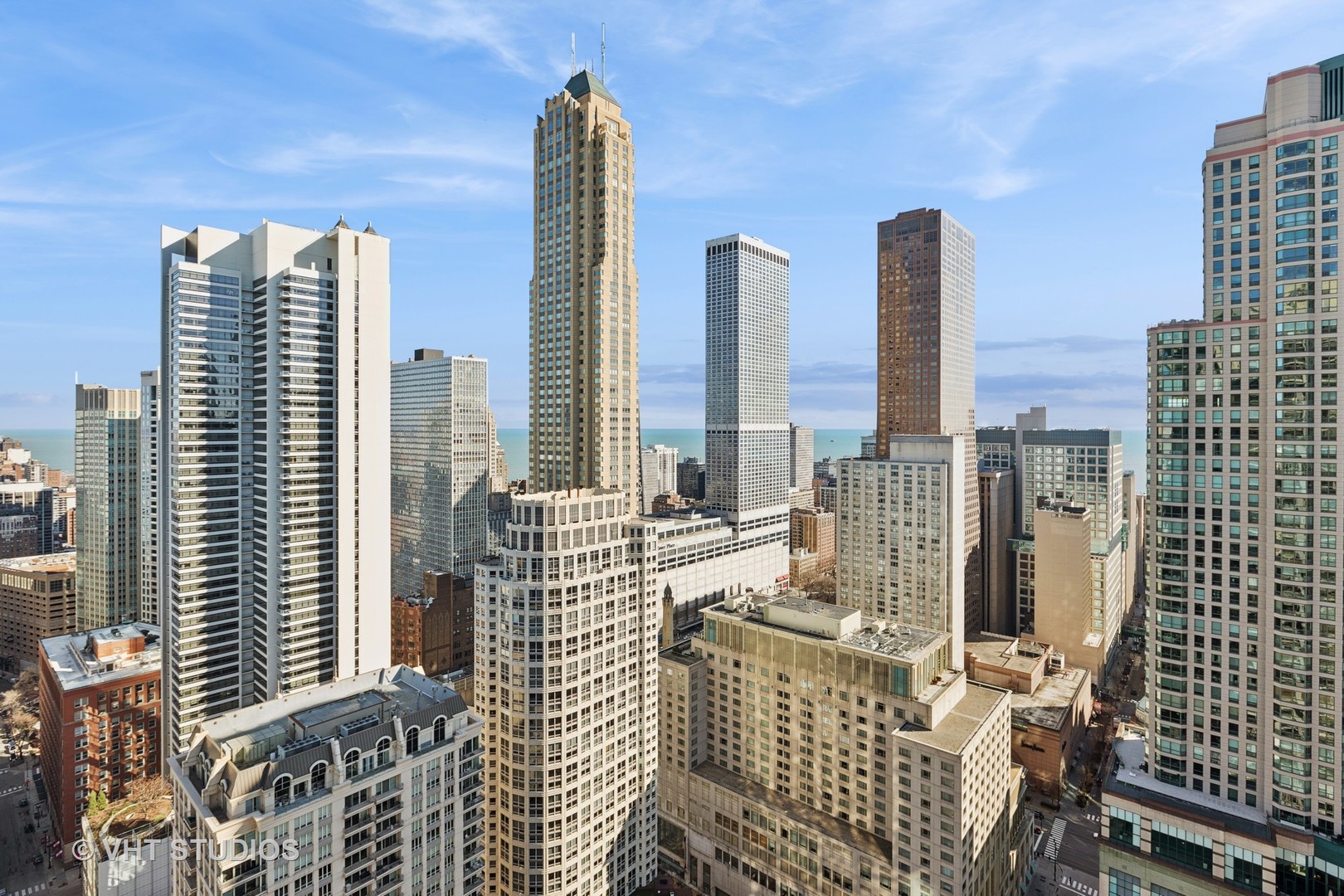 25 E Superior Street Unit: 4203