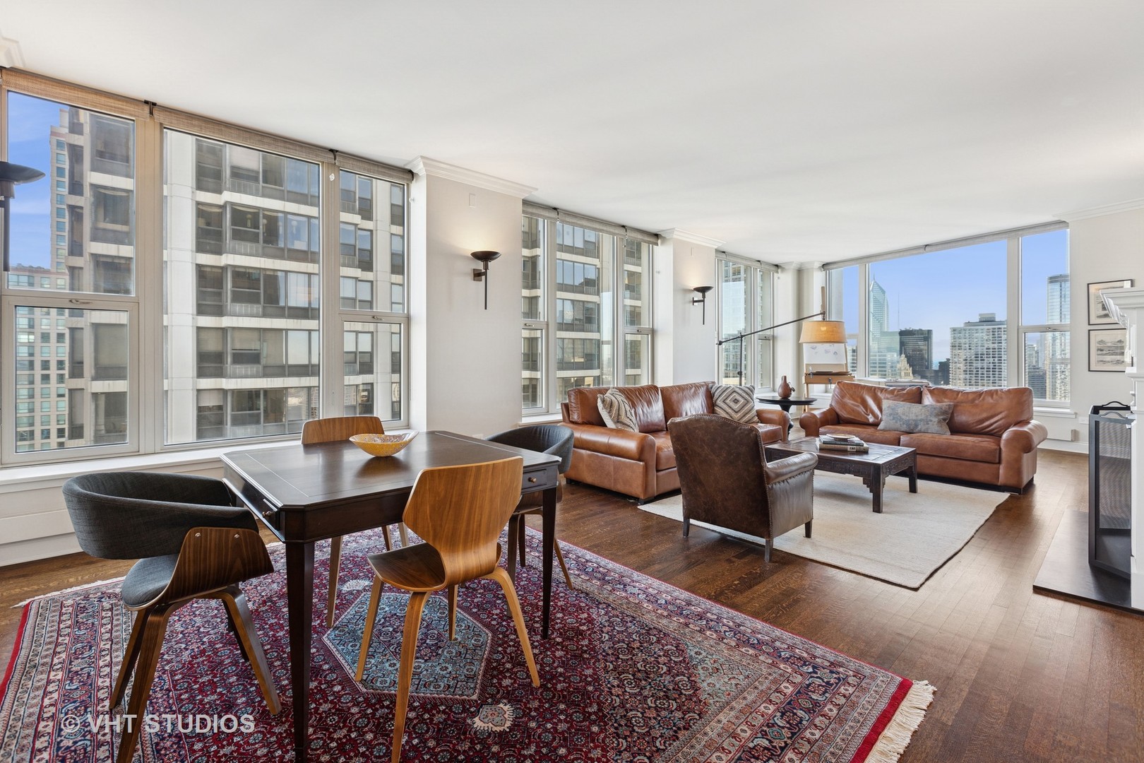 25 E Superior Street Unit: 4203