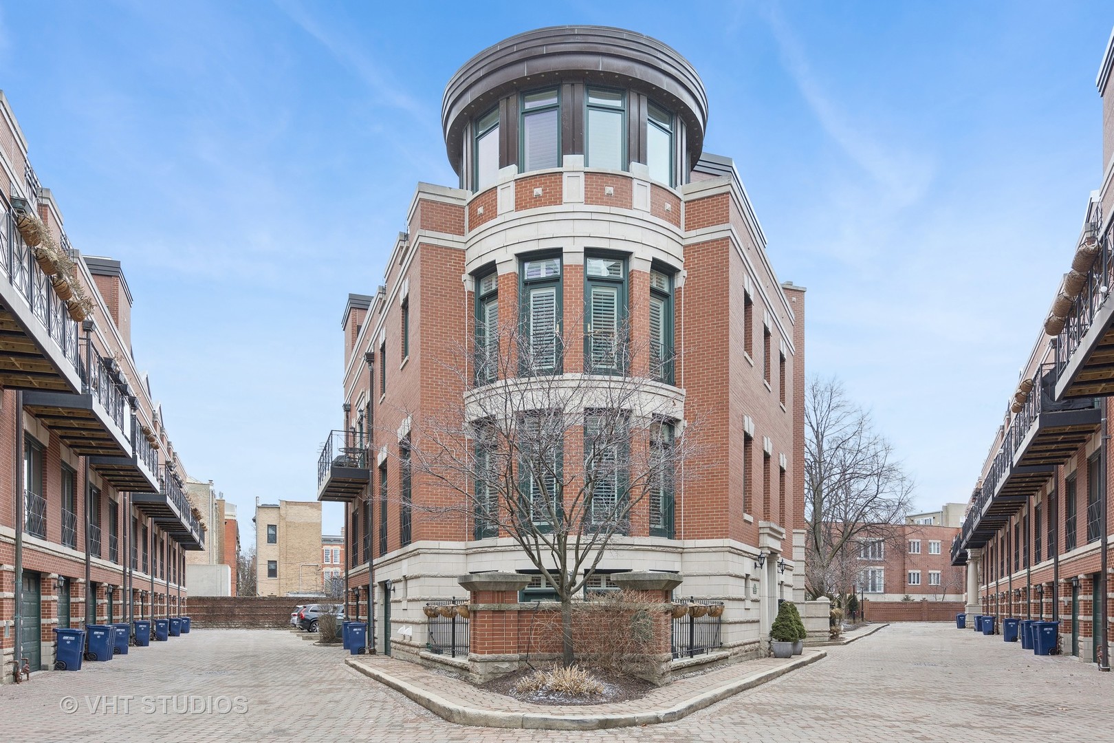 422 W Armitage Avenue Unit: A
