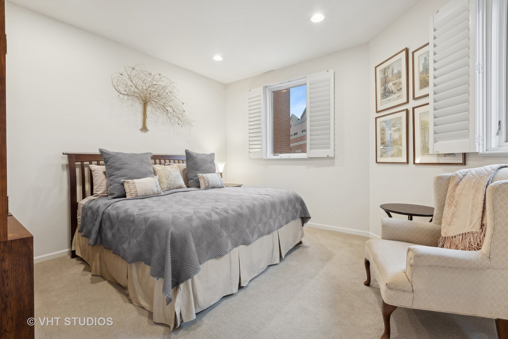 422 W Armitage Avenue Unit: A