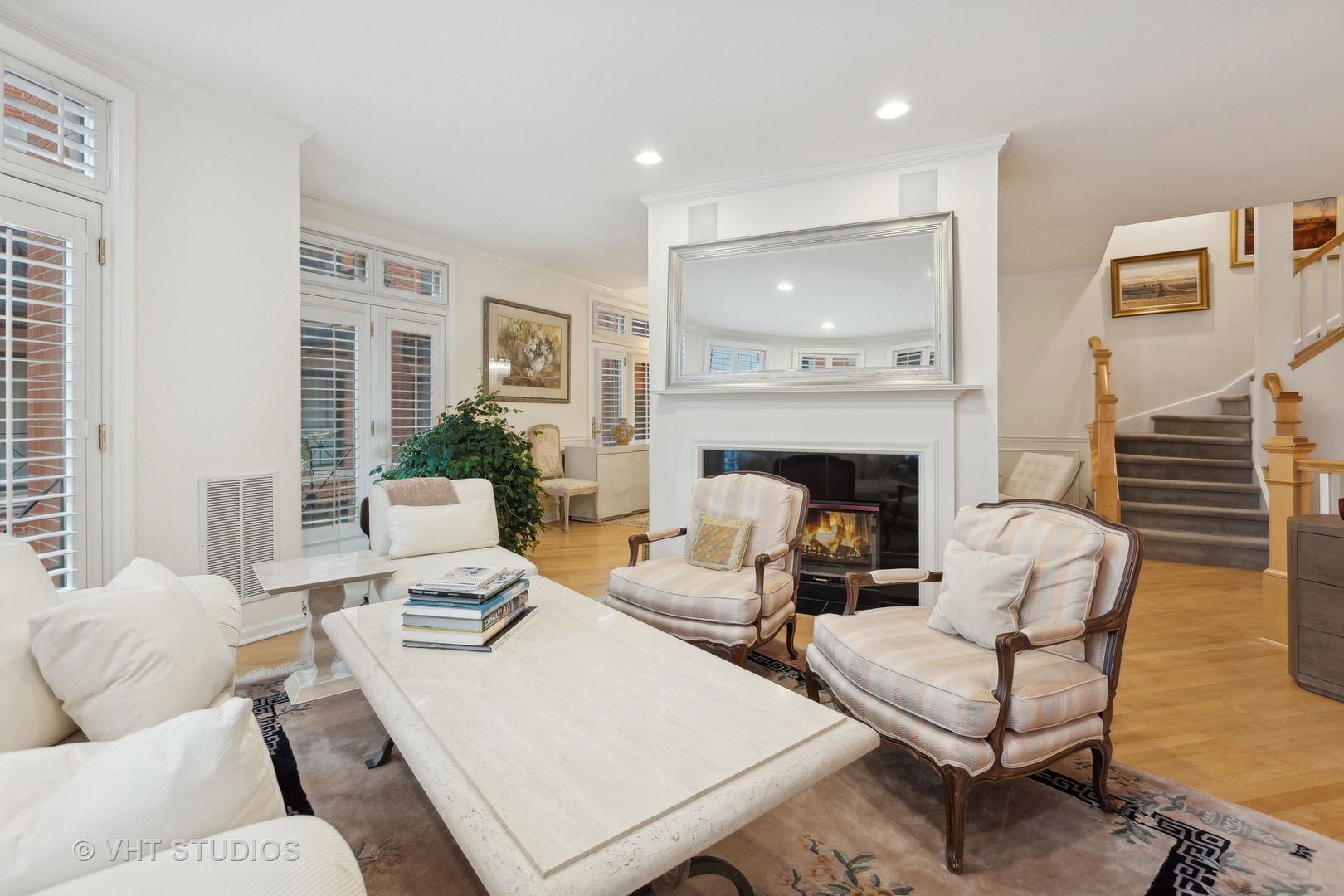 422 W Armitage Avenue Unit: A