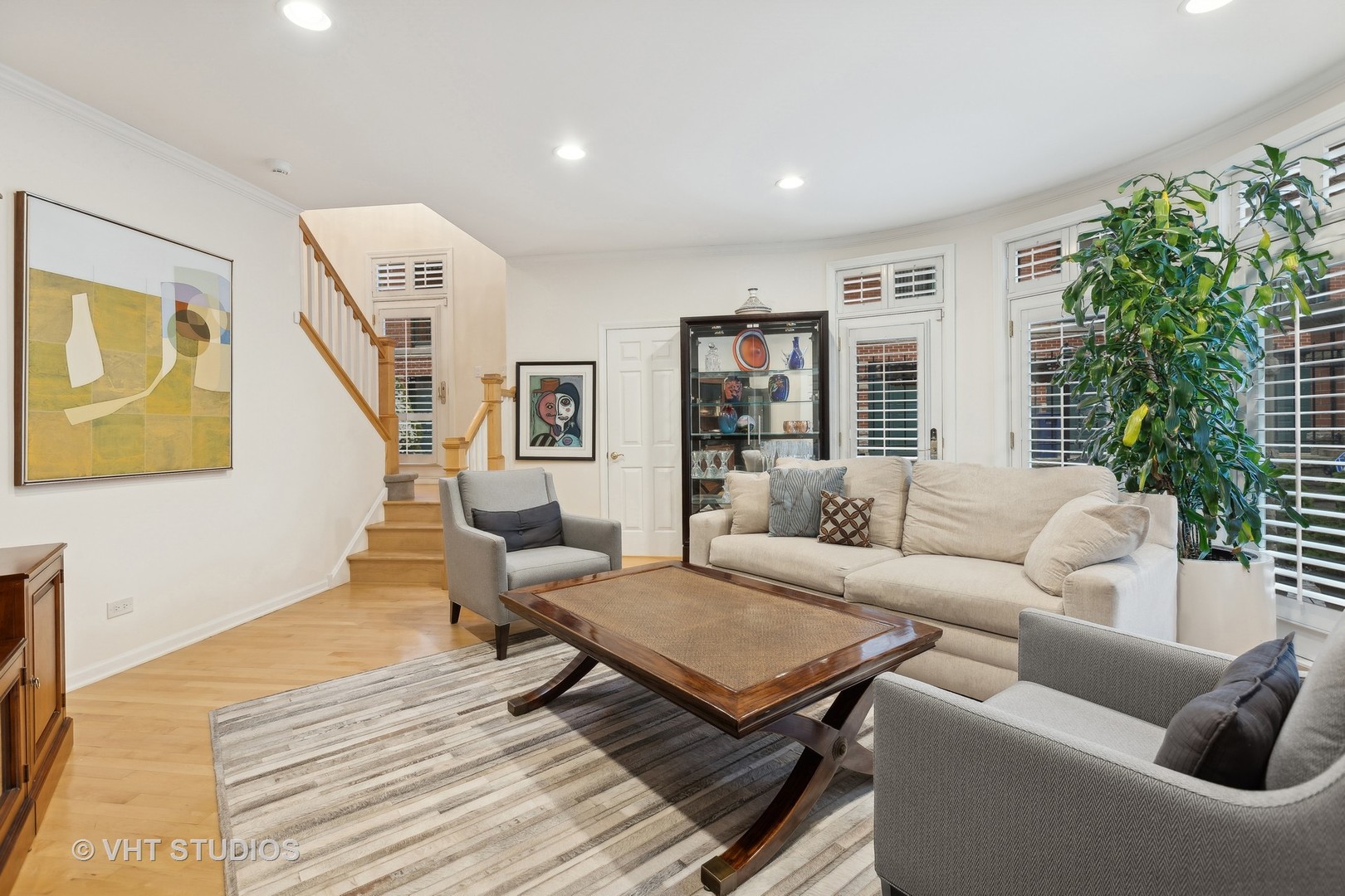 422 W Armitage Avenue Unit: A