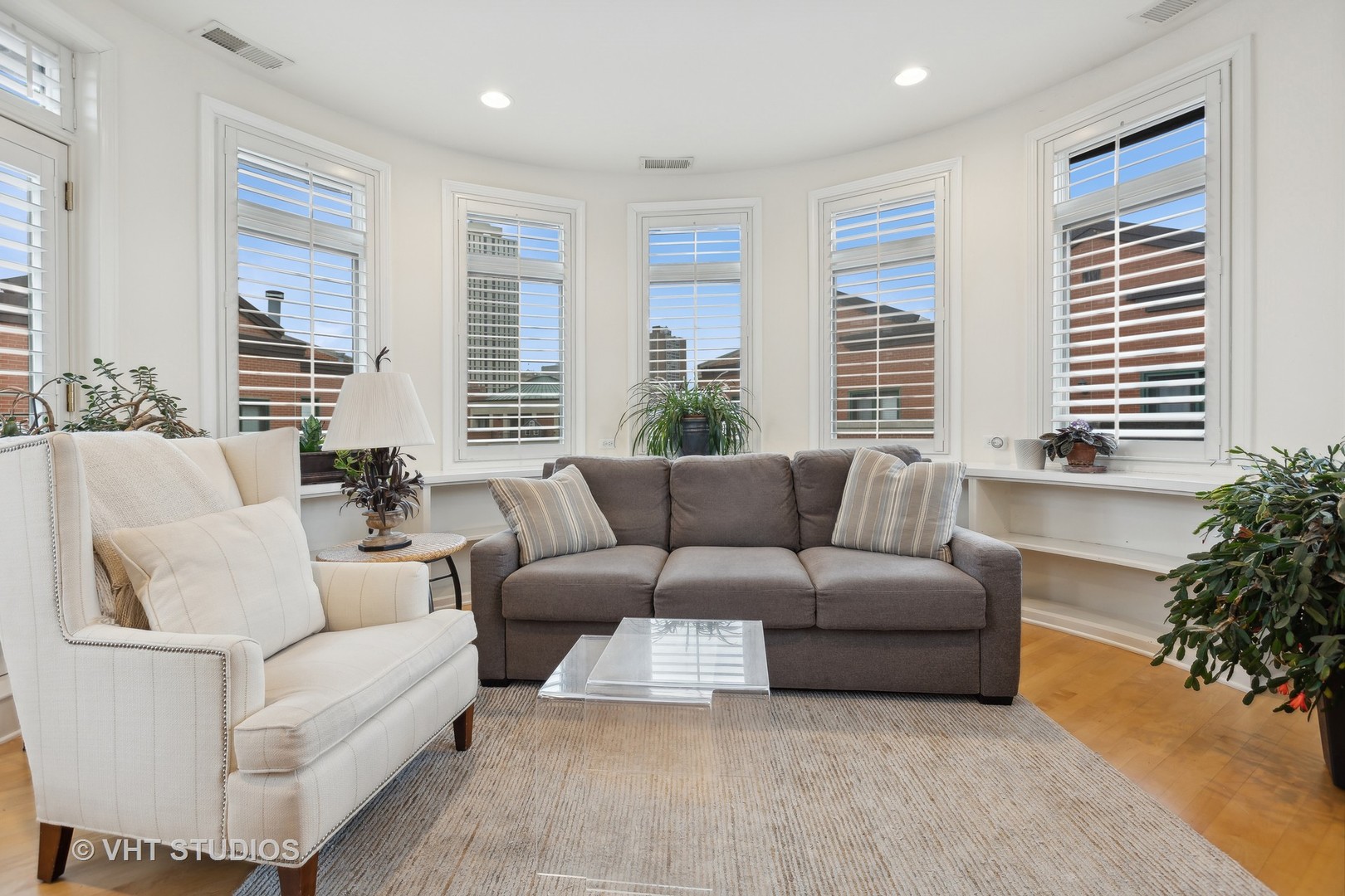 422 W Armitage Avenue Unit: A
