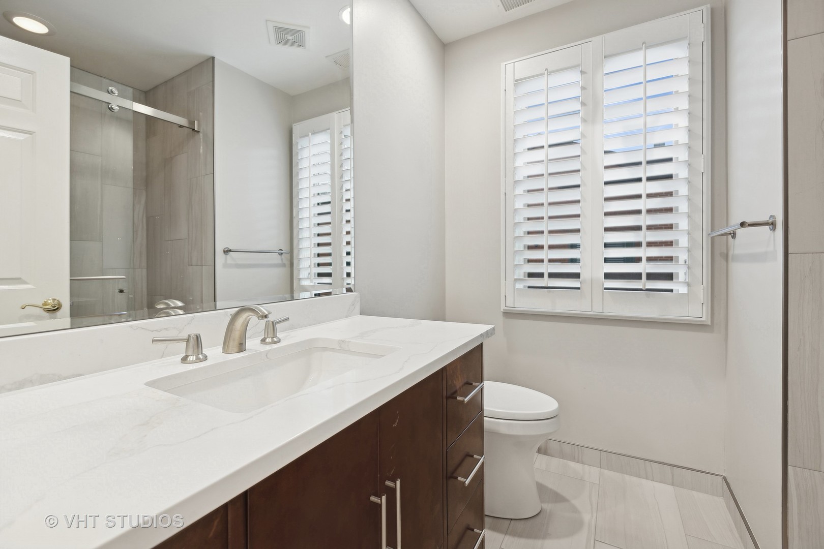 422 W Armitage Avenue Unit: A