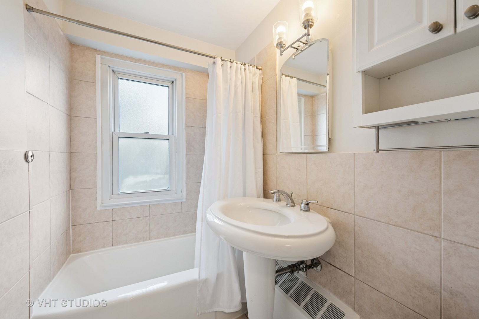 2909 N SHERIDAN Road Unit: 1309