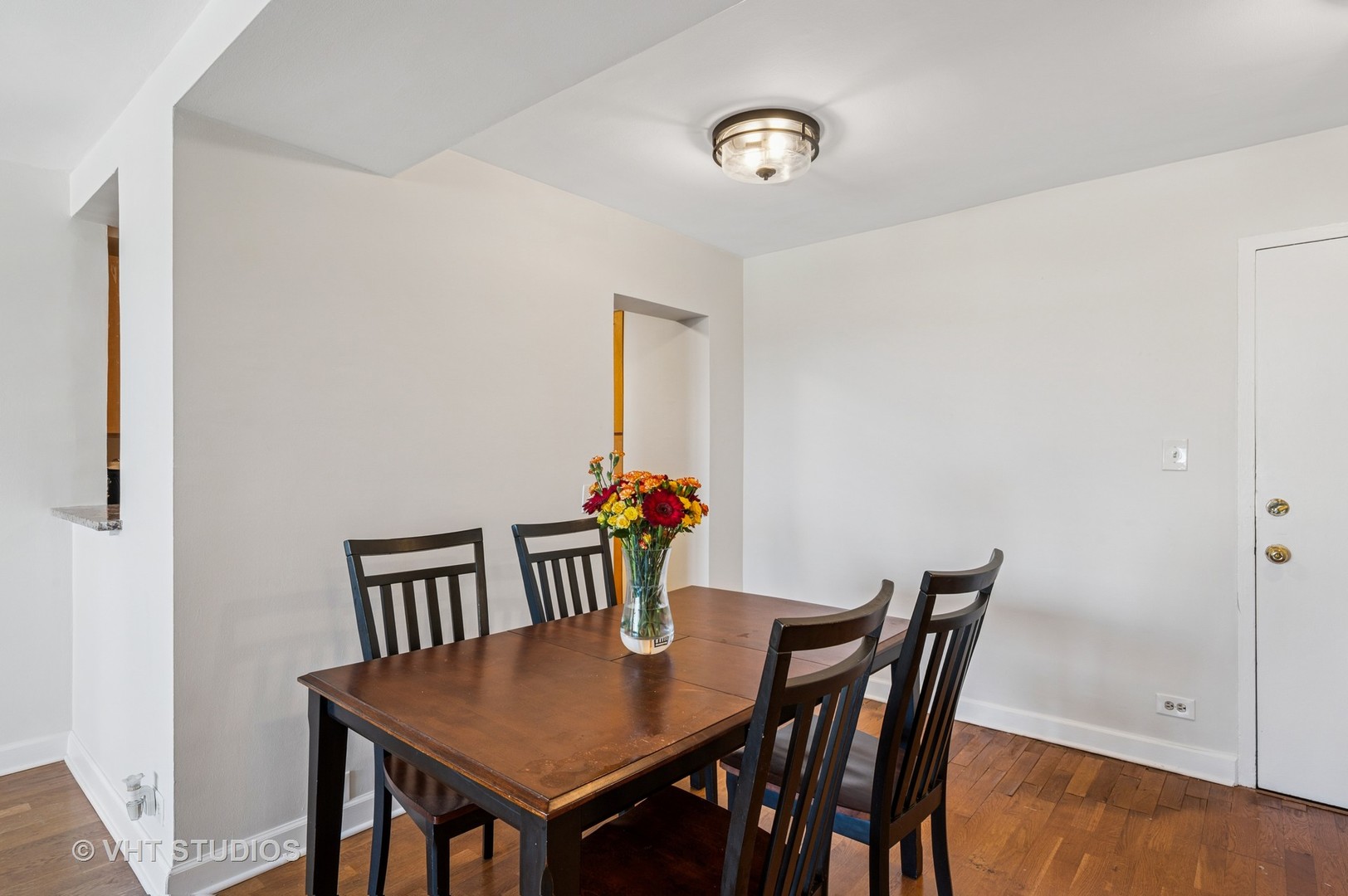 2909 N SHERIDAN Road Unit: 1309