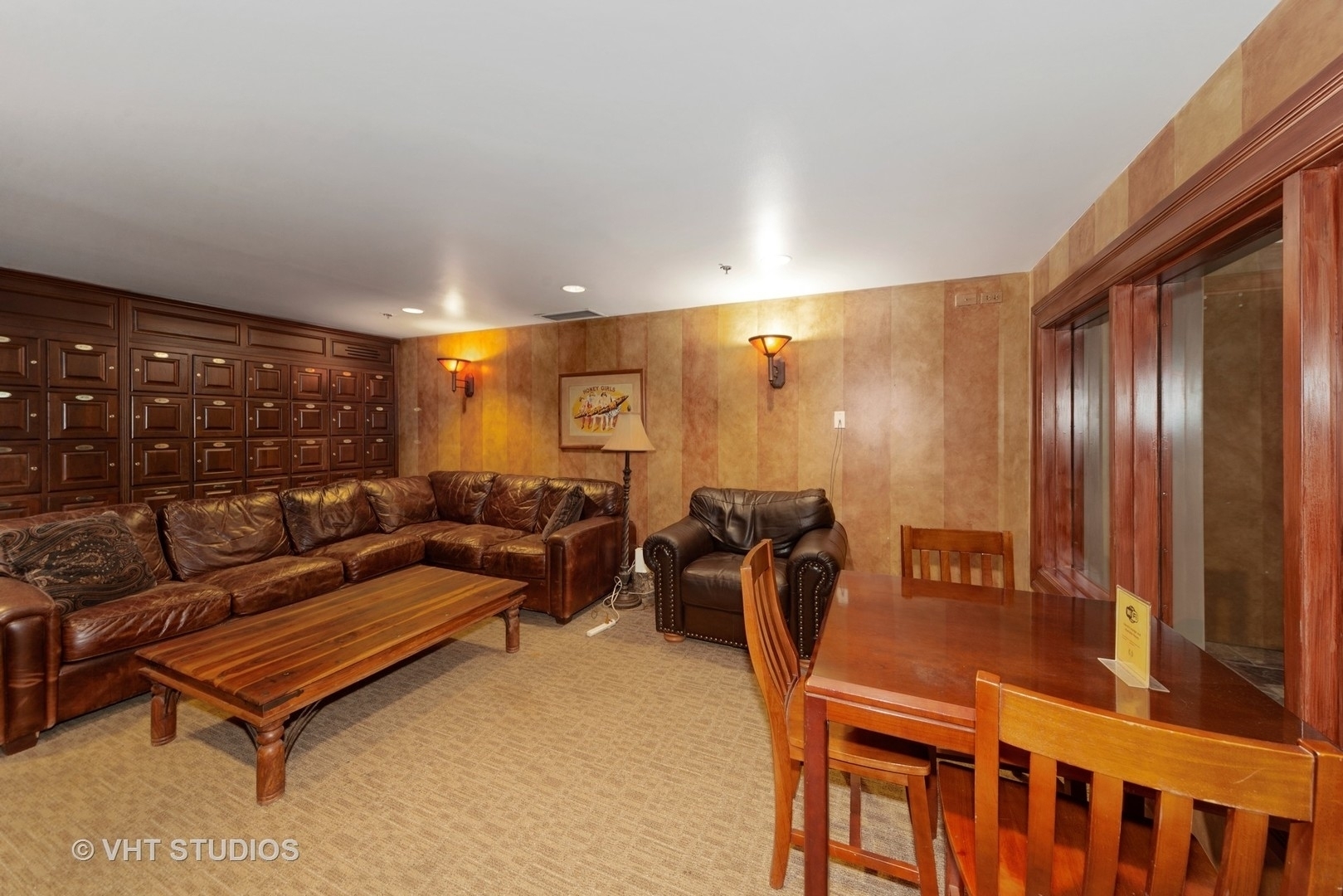 25 E Superior Street Unit: 2402