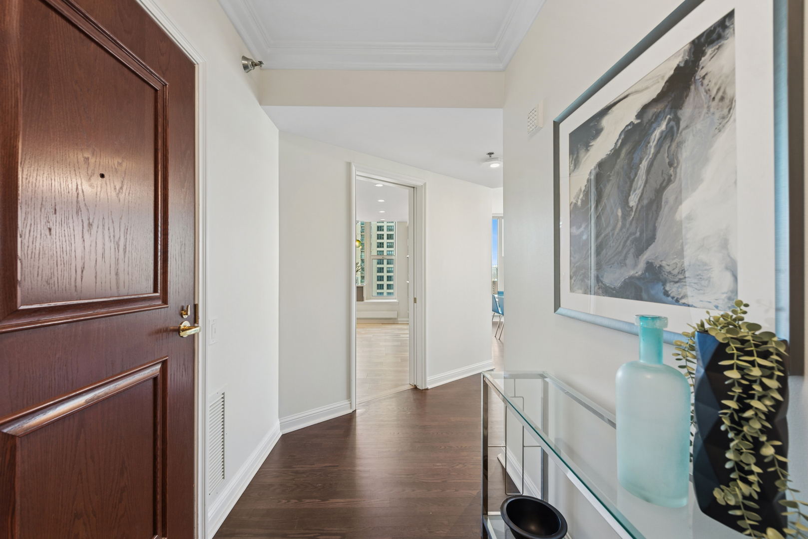 25 E Superior Street Unit: 2402