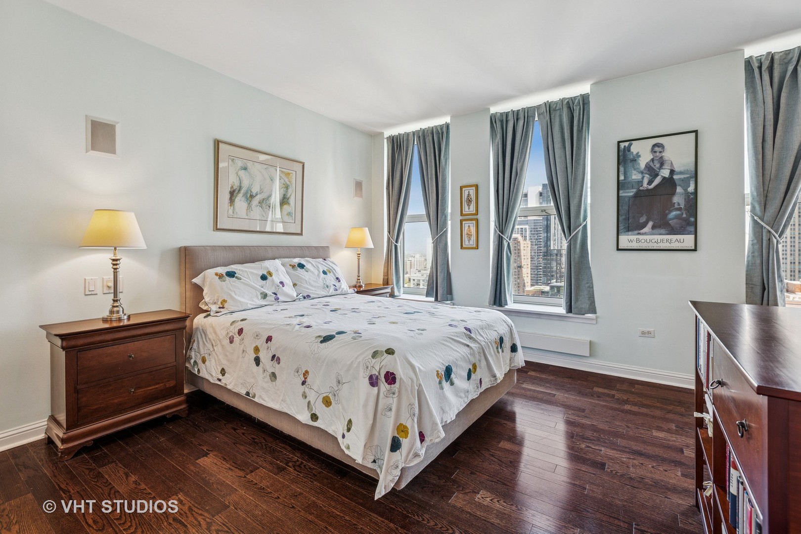 25 E Superior Street Unit: 2402