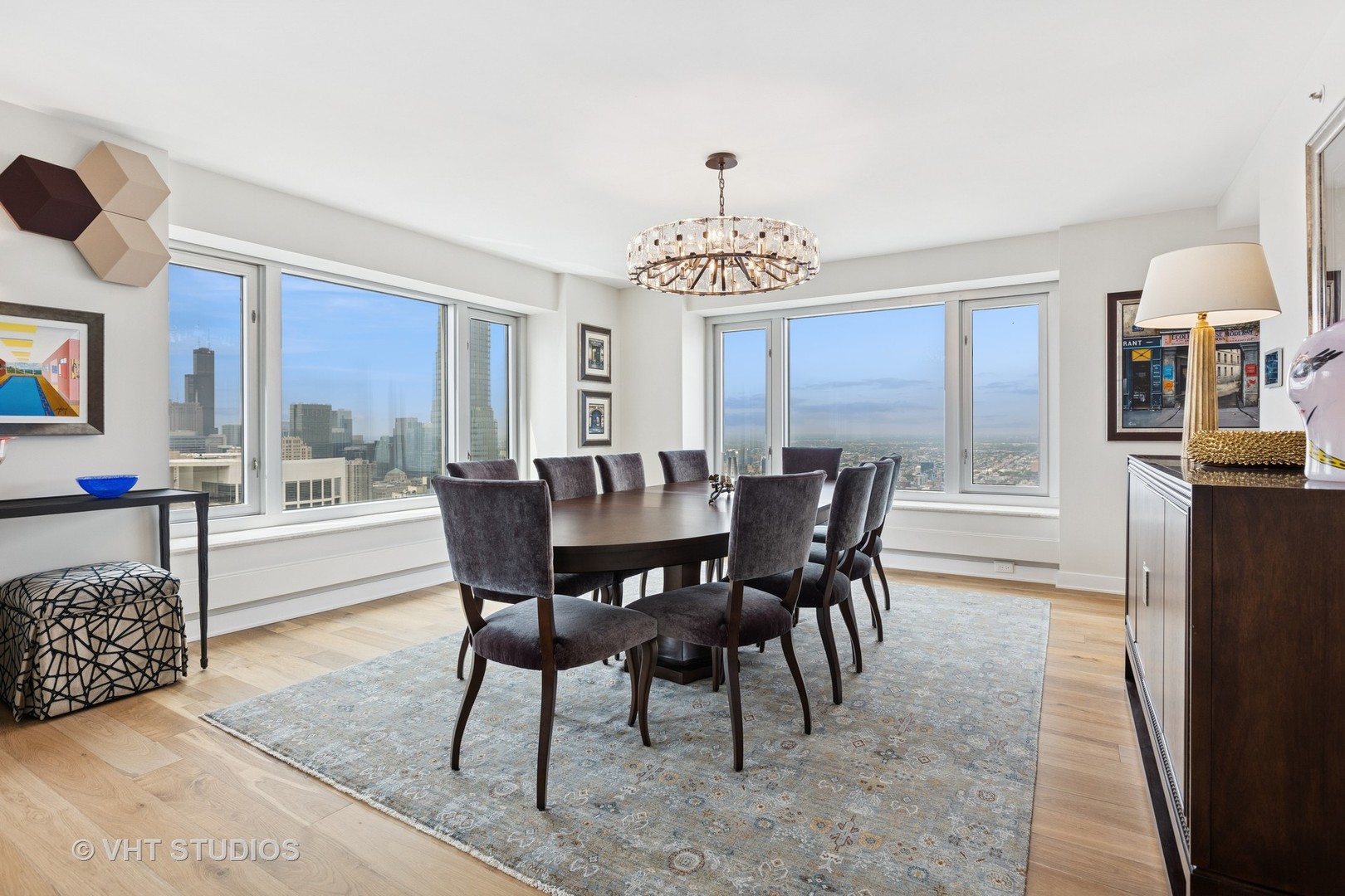 132 E DELAWARE Place Unit: 5101