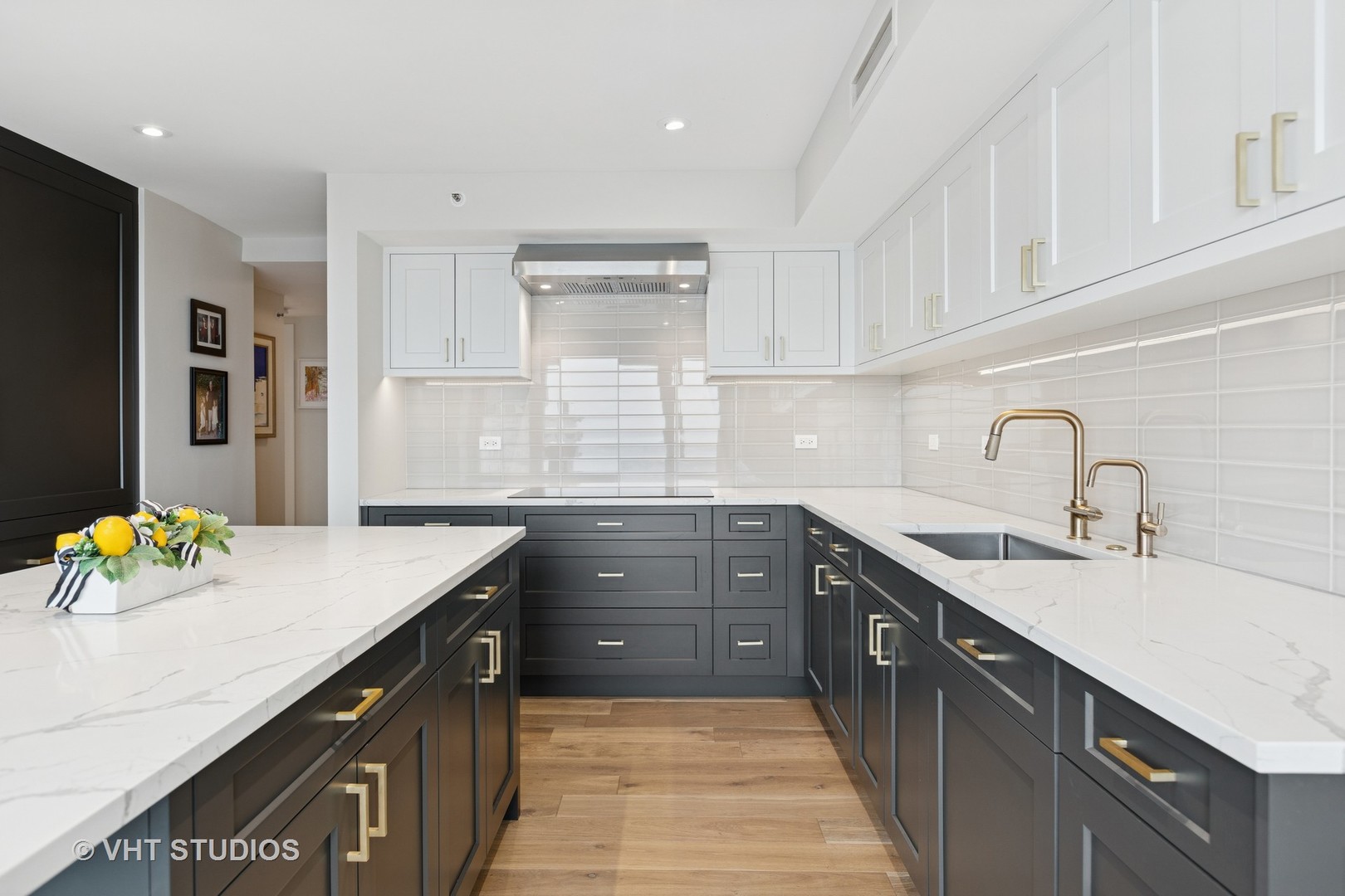 132 E DELAWARE Place Unit: 5101