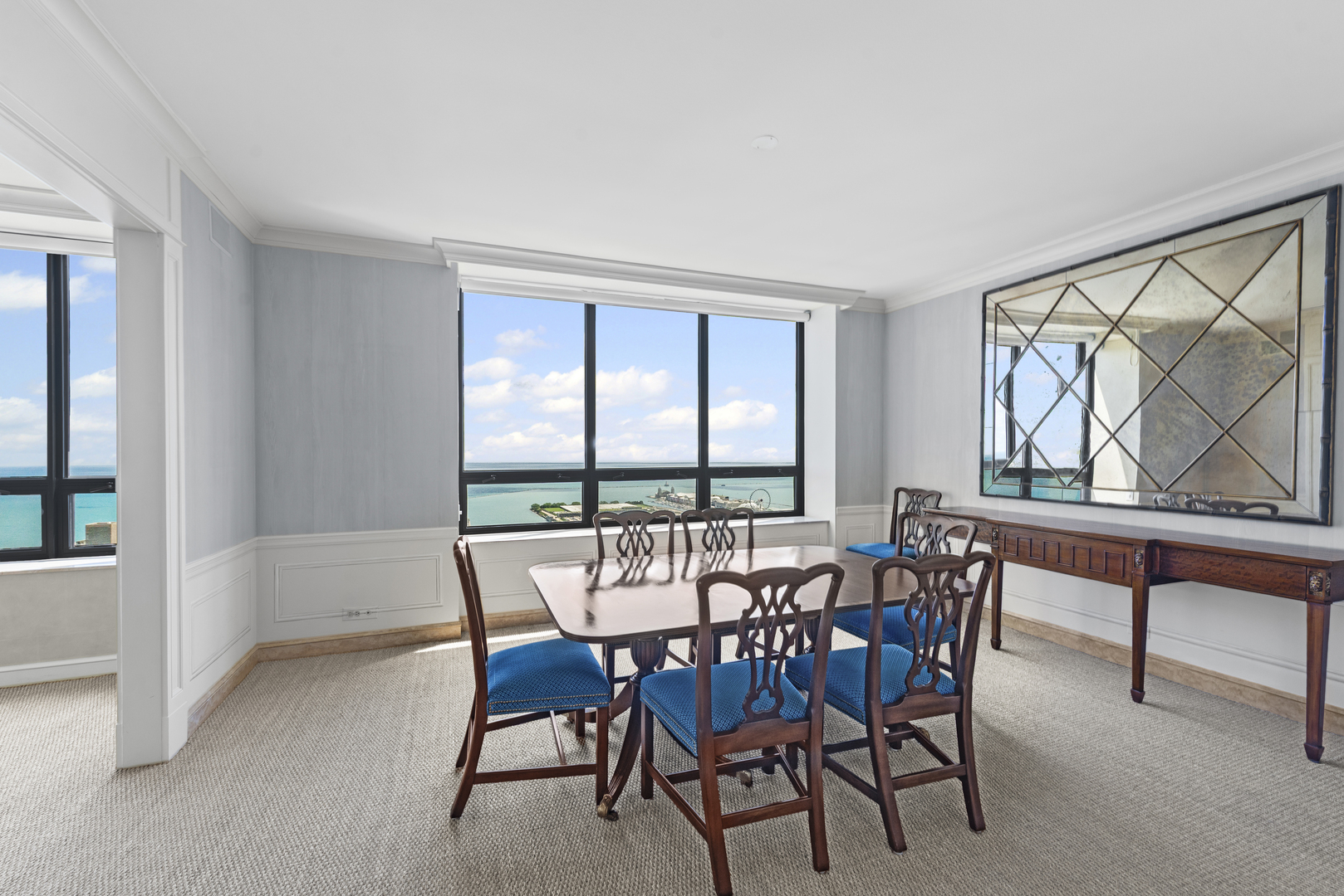 180 E Pearson Street Unit: 3904