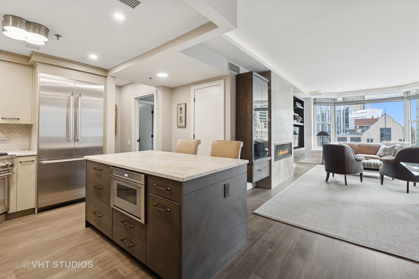 25 E Superior Street Unit: 2403