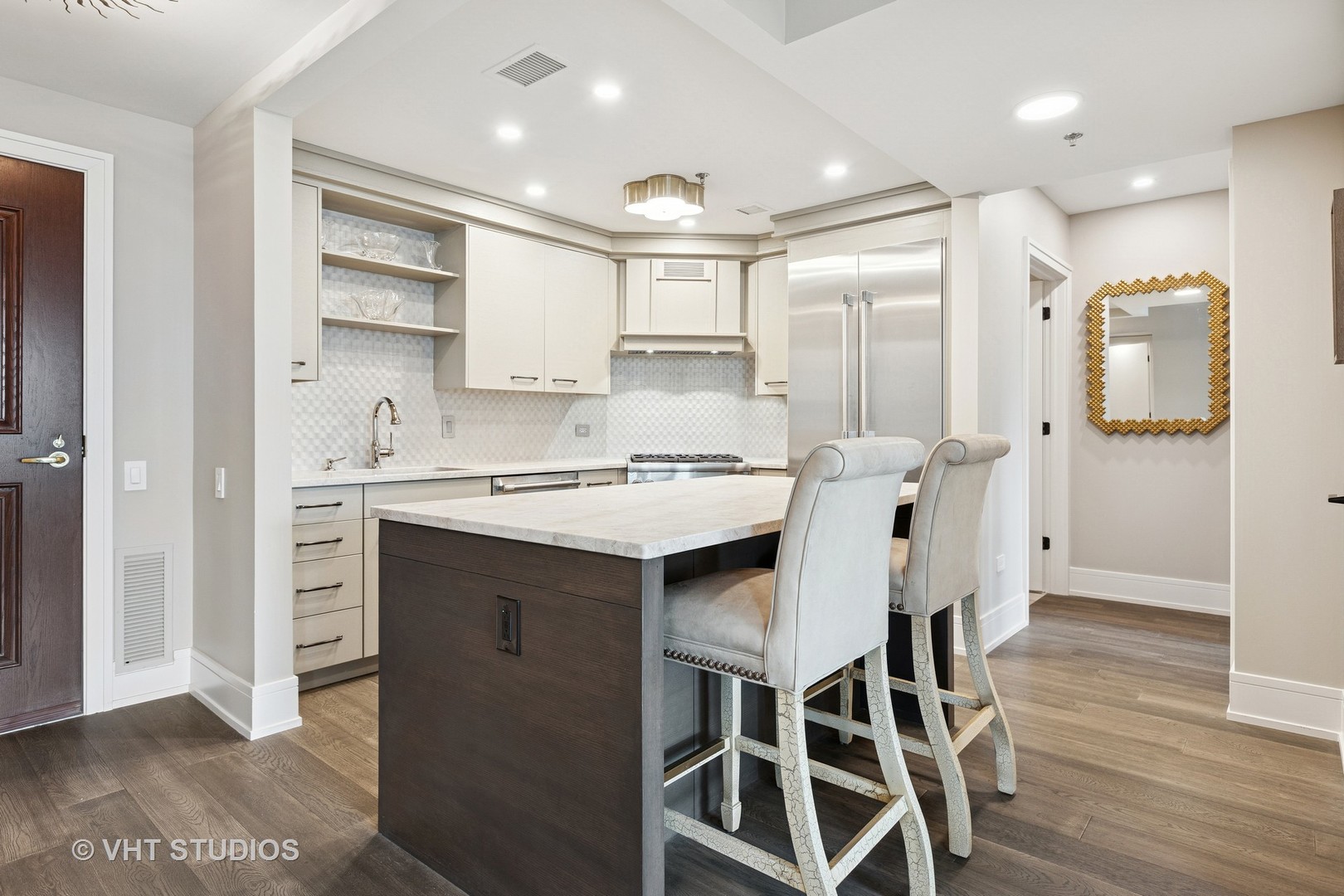25 E Superior Street Unit: 2403