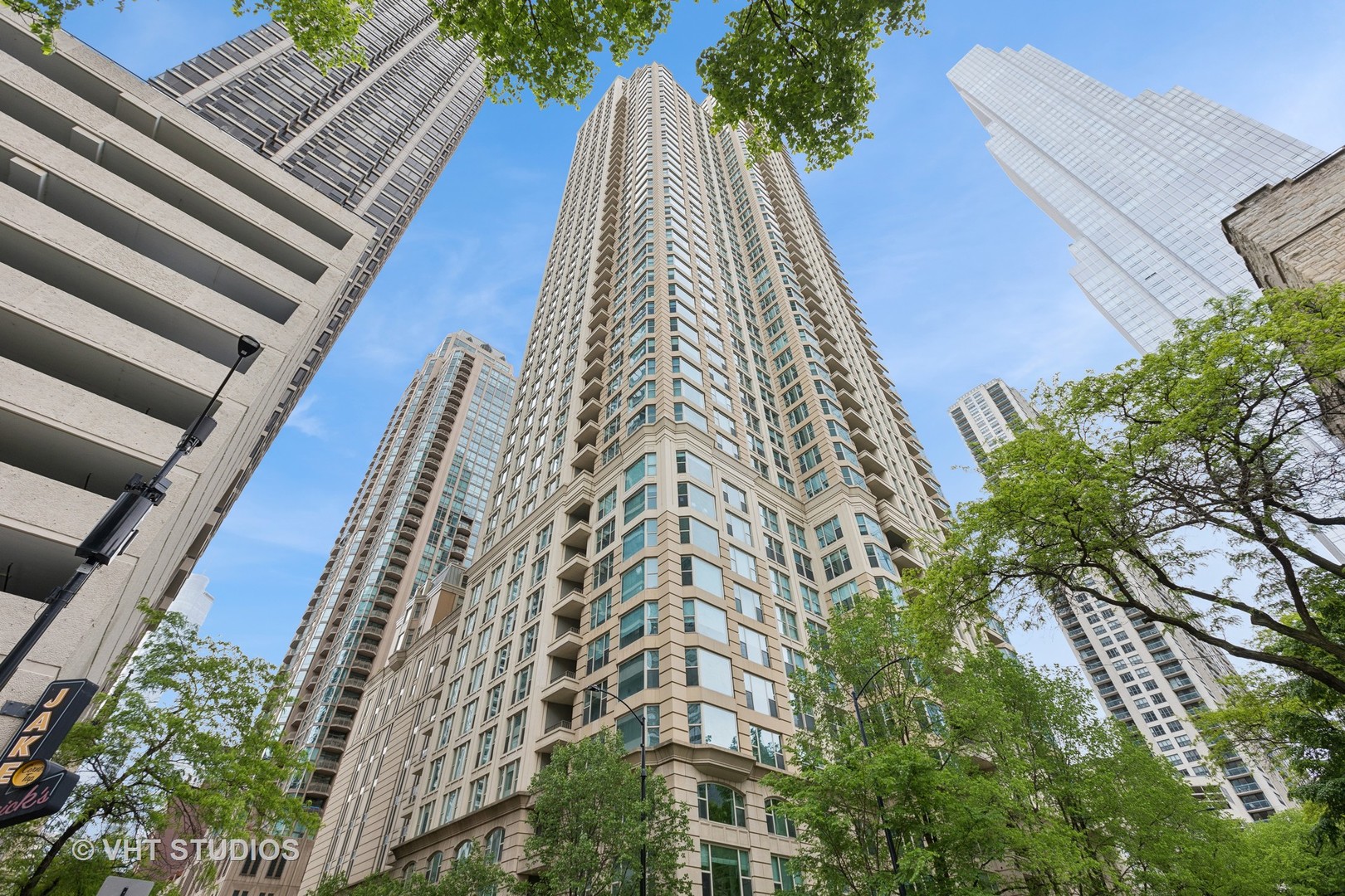 25 E Superior Street Unit: 2403