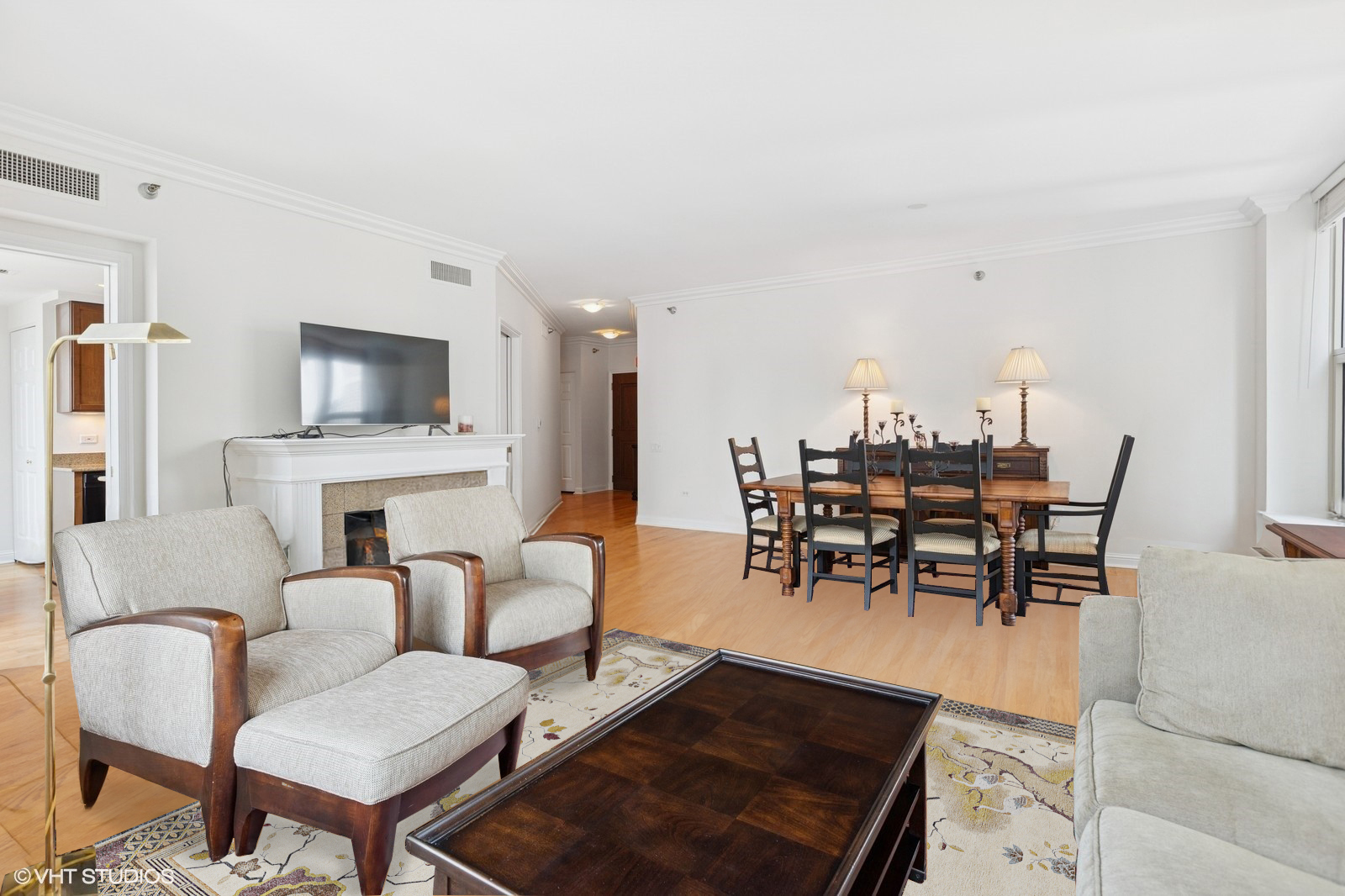 25 E Superior Street Unit: 2405