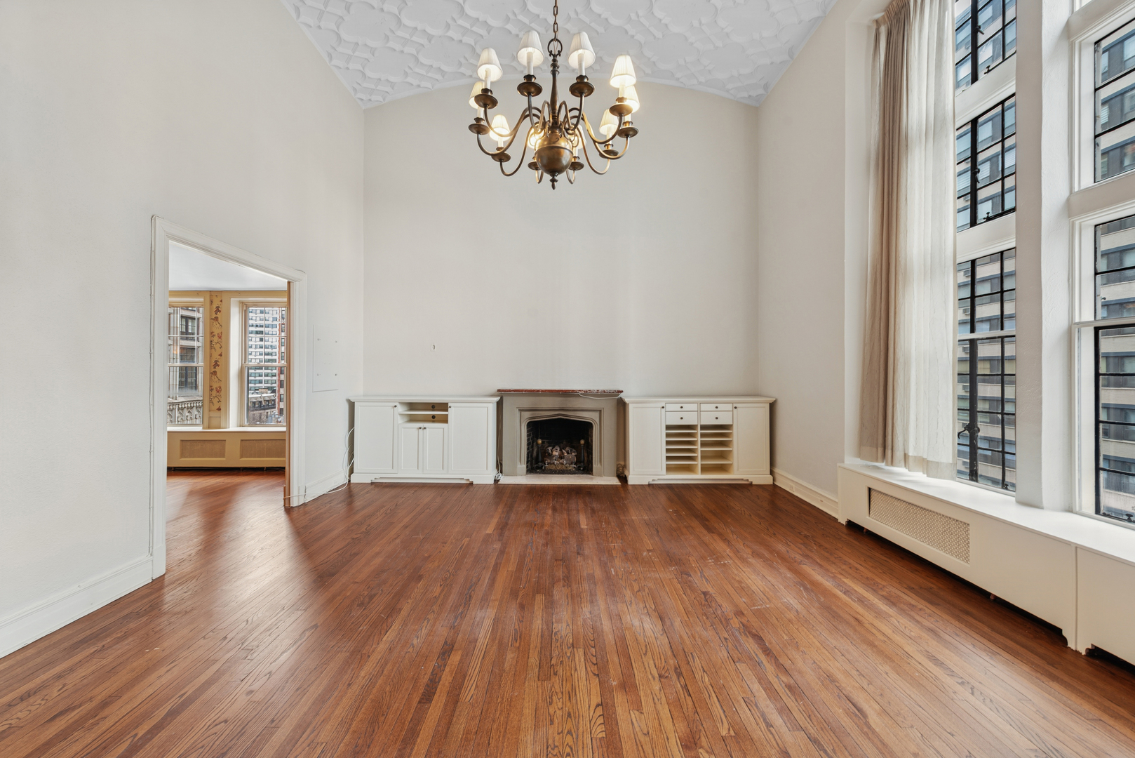 20 E Cedar Street Unit: 8A