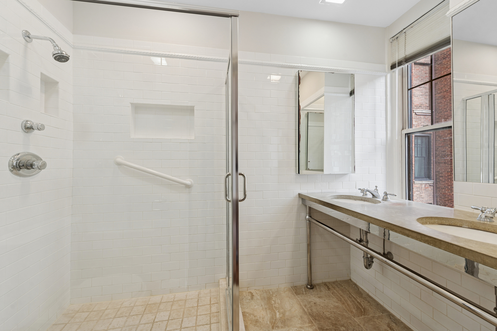 20 E Cedar Street Unit: 8A