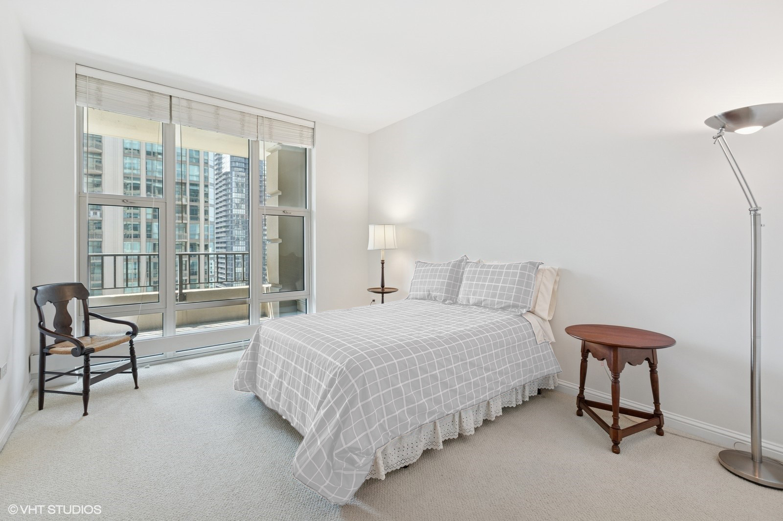 25 E Superior Street Unit: 2405