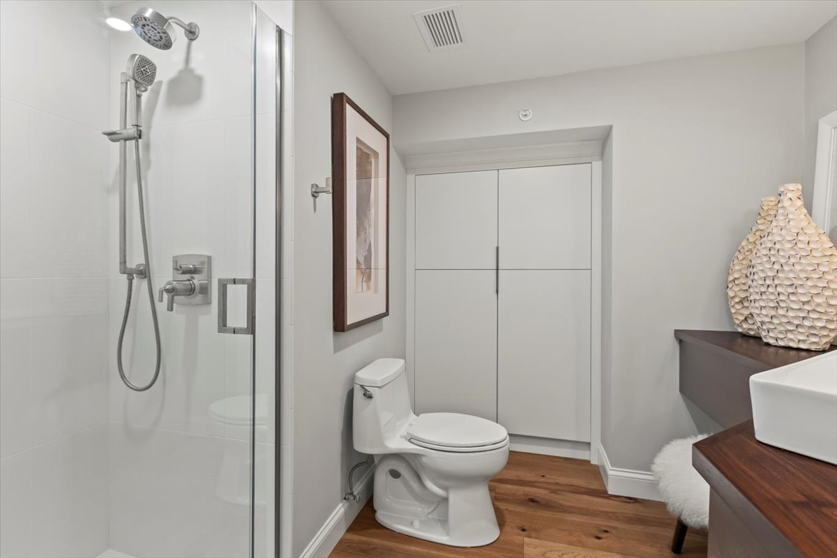 25 E Superior Street Unit: 3402