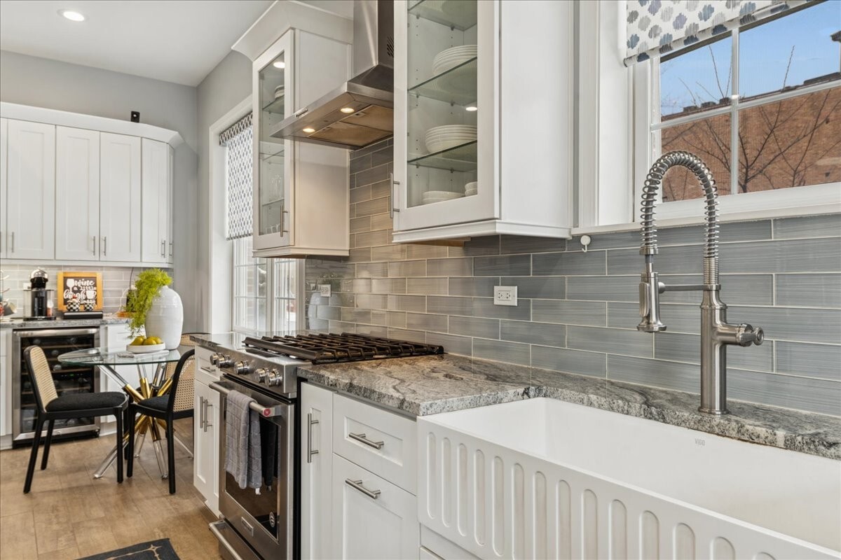 1901 W Armitage Avenue Unit: 1E