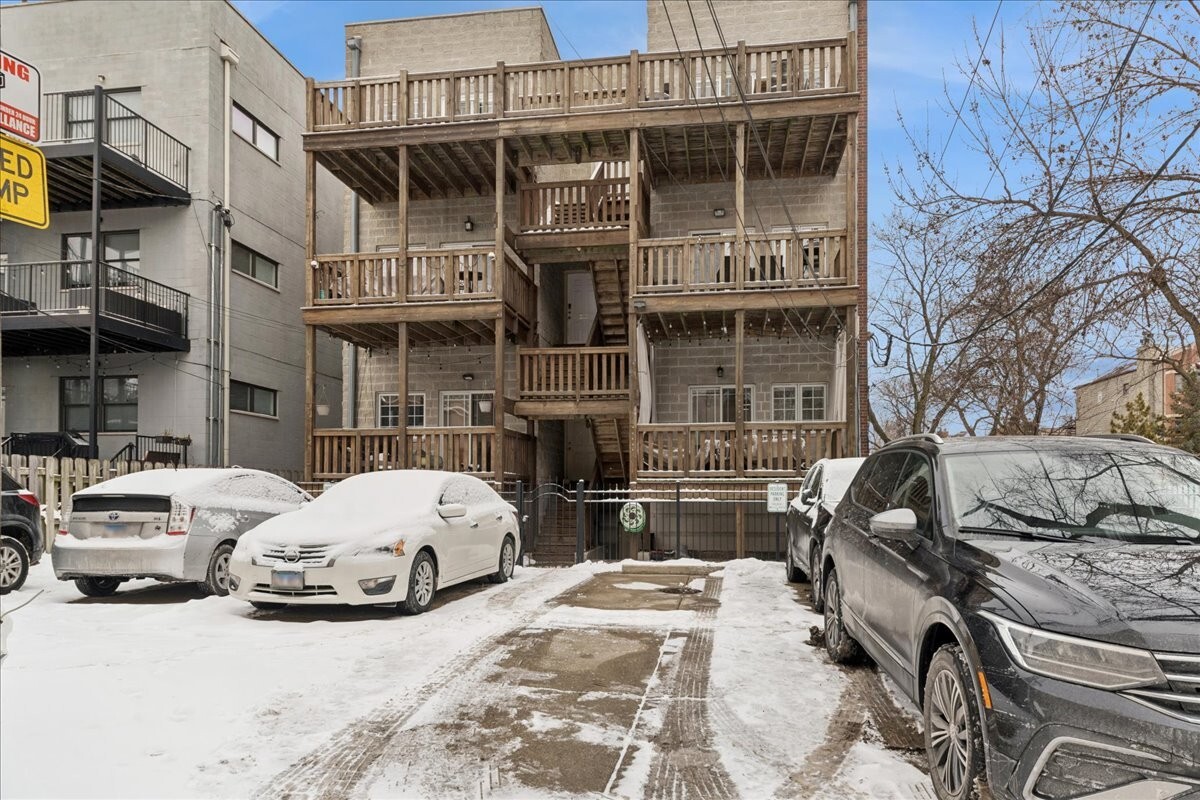 1901 W Armitage Avenue Unit: 1E