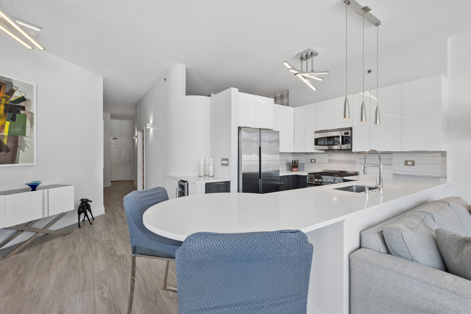340 W Superior Street Unit: 805